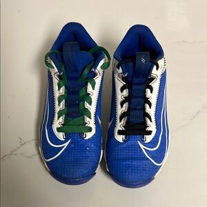 Kids Nike Vapor football cleats size 1